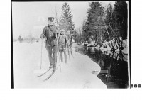 финские пограничники на берегу Сестры 1920-30-е.jpg